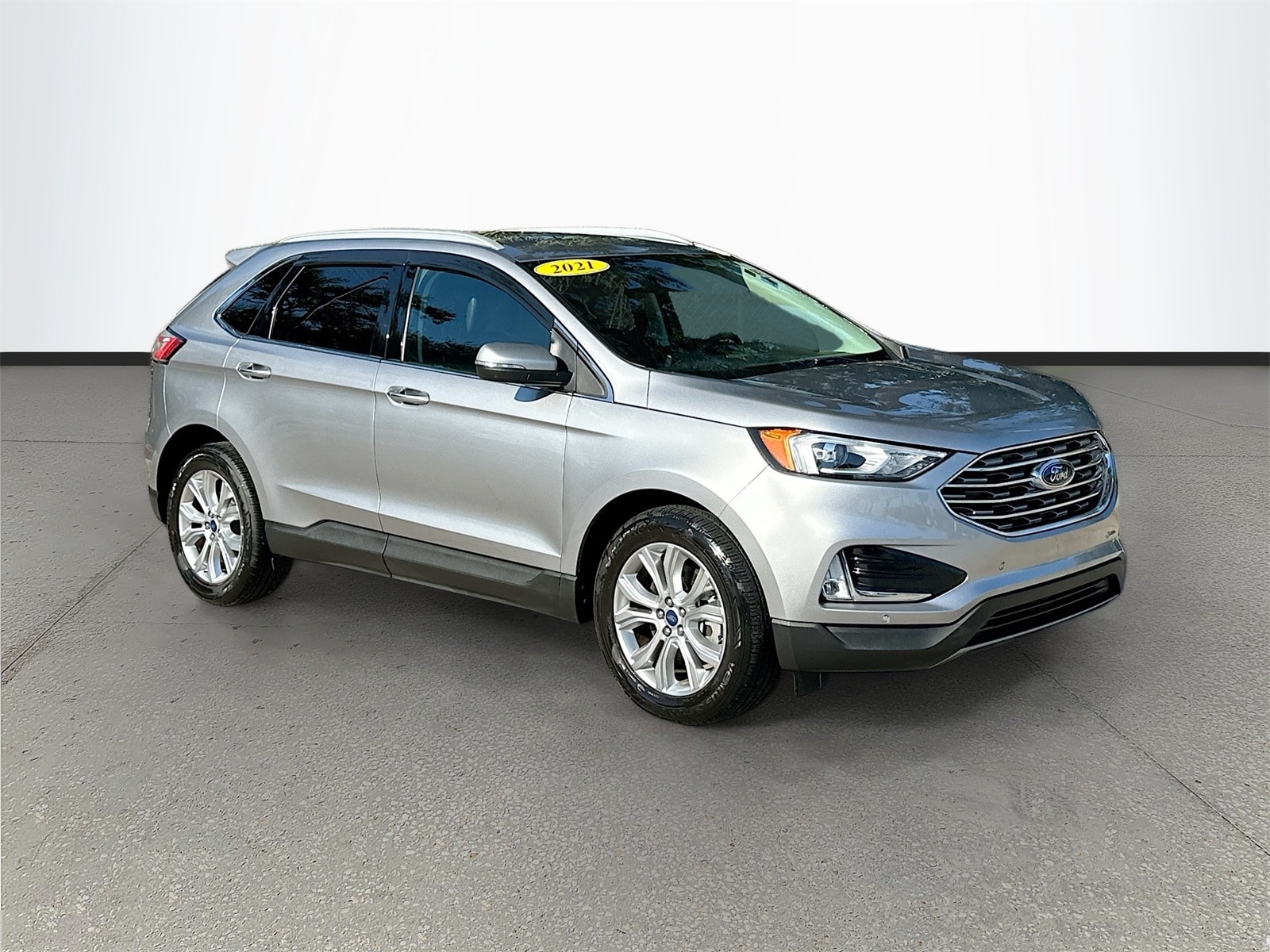 2021 Ford Edge Titanium's photo