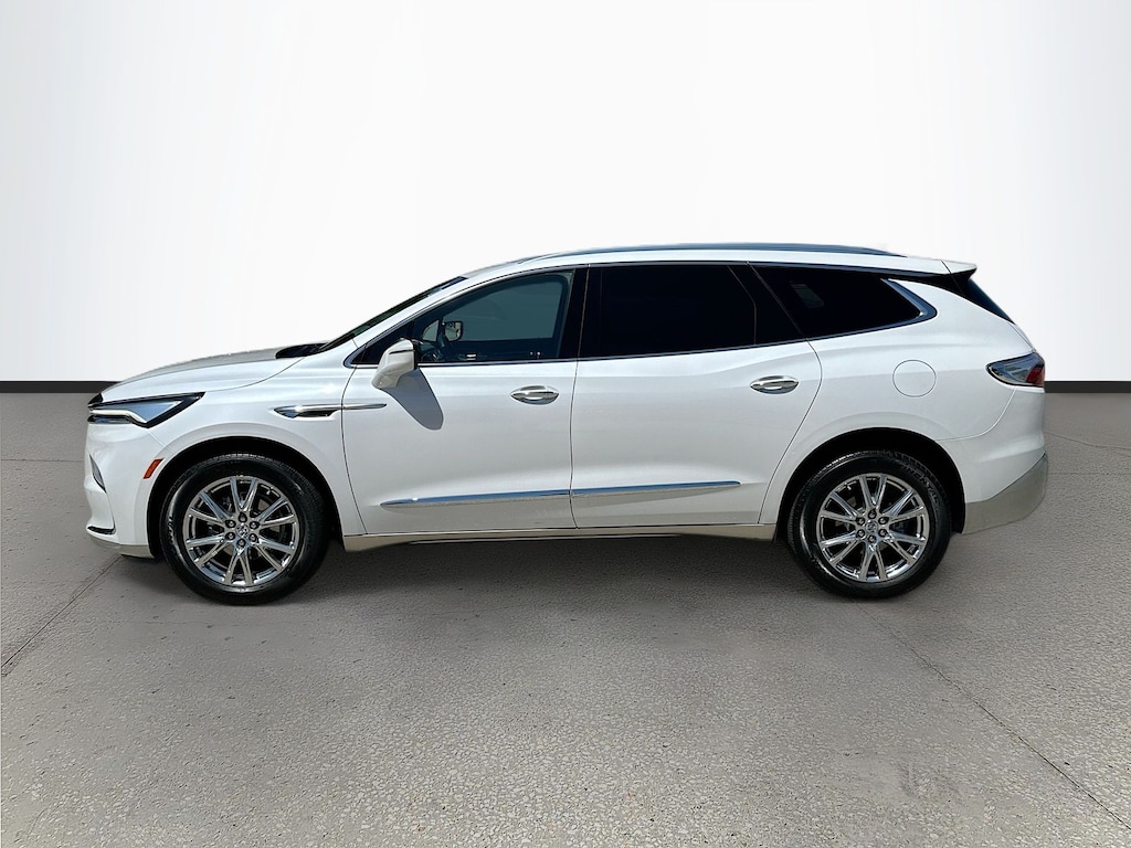 Used 2023 Buick Enclave Essence SUV