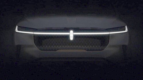 Staff member Philip Anderson from 00ff021262fb