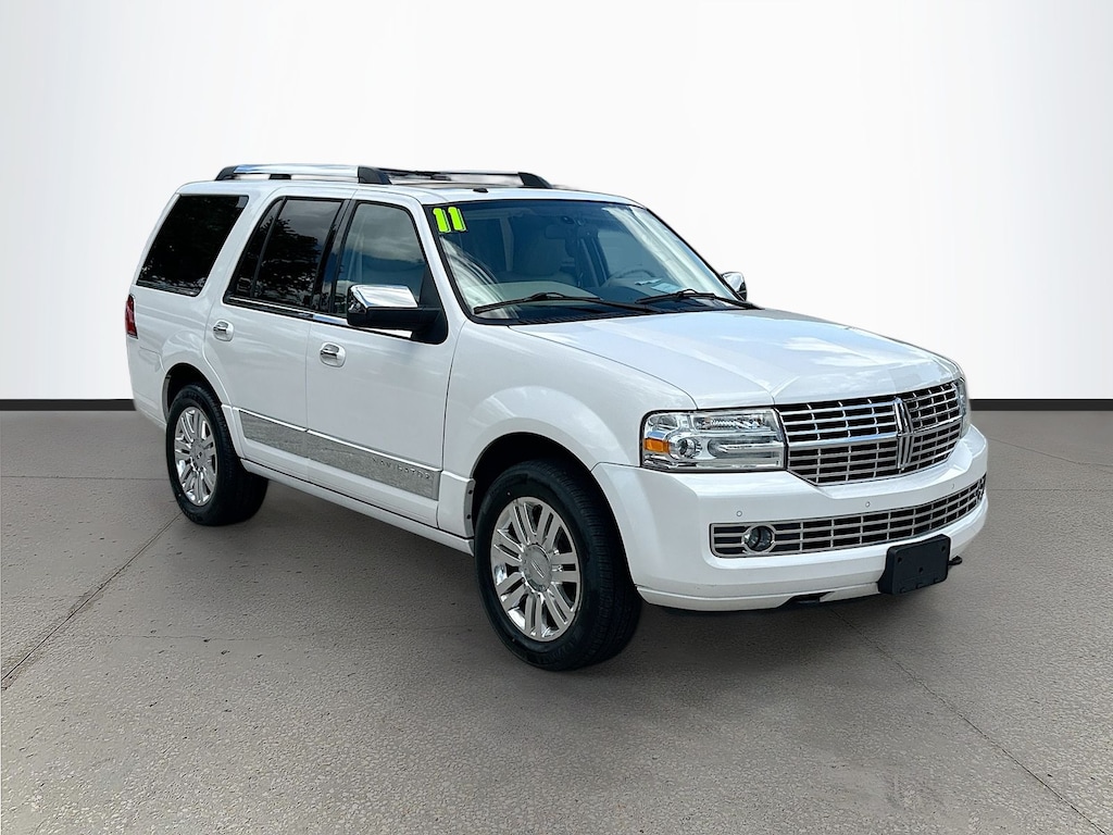 Used 2011 Lincoln Navigator Base SUV