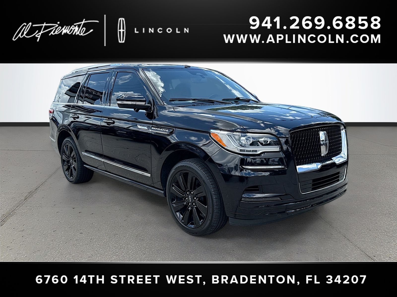 2023 Lincoln Navigator Reserve 4WD's photo