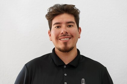 Staff member Michael Muriel from de6bdc3d6ba5