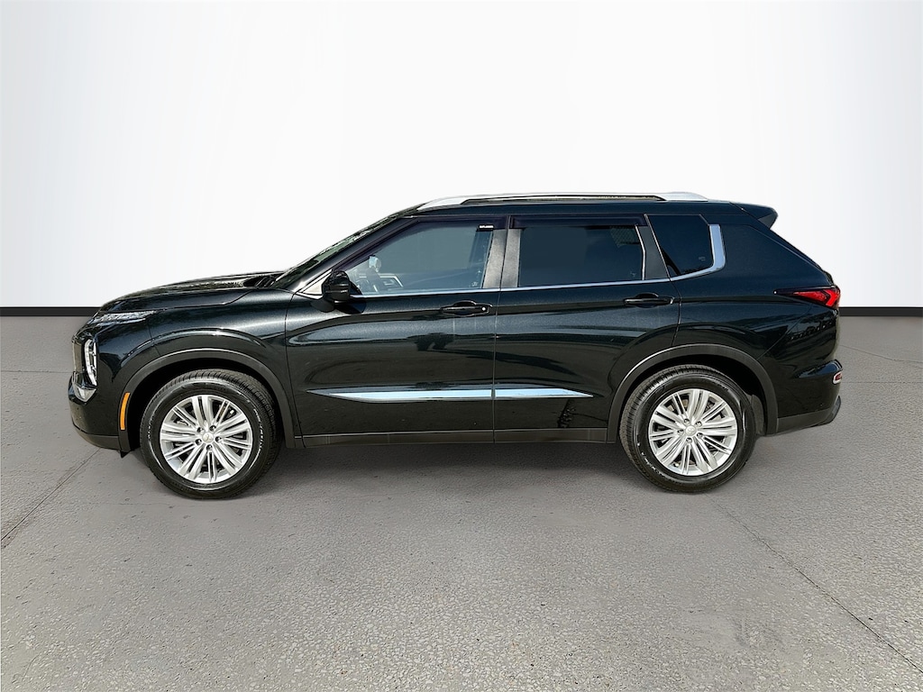 Used 2022 Mitsubishi Outlander ES CUV