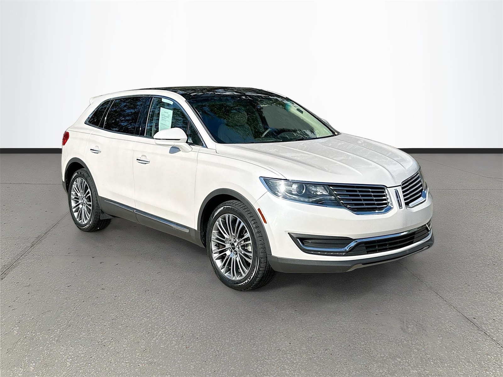 2018 Lincoln MKX Reserve's photo