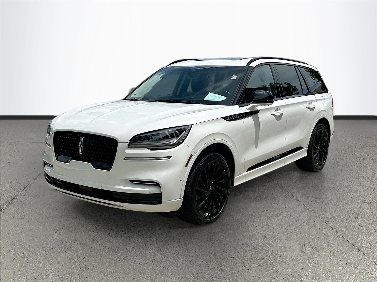 2022 Lincoln Aviator Reserve photo 3
