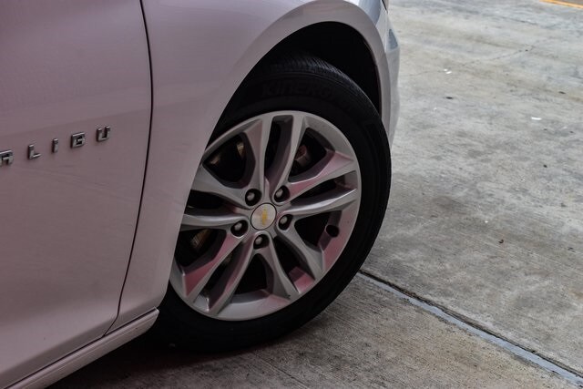 2017 Chevrolet Malibu 1LT - Photo 37