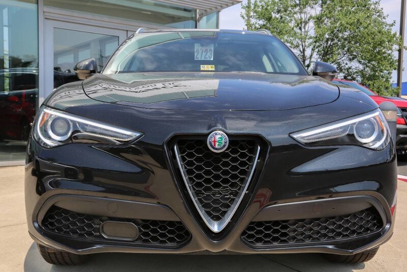 2018 Alfa Romeo Stelvio AWD's photo