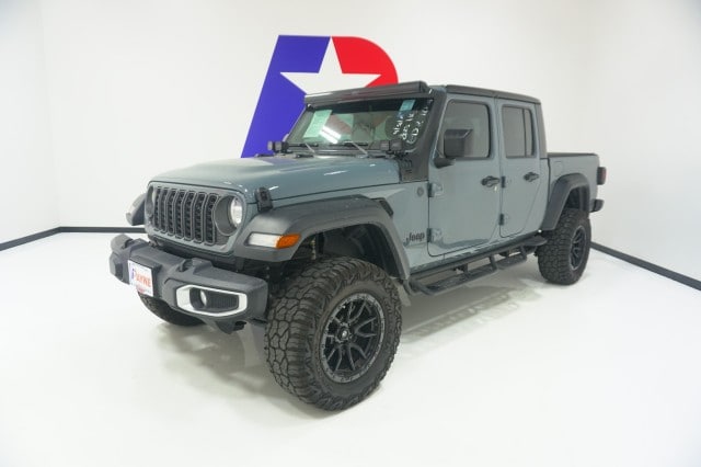 2025 Jeep Gladiator Sport Auto's photo