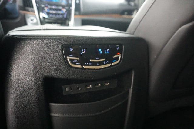 2018 Cadillac Escalade ESV Luxury - Photo 26