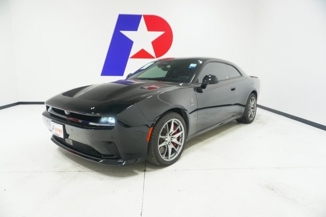 2025 Dodge Charger Daytona Scat Pack's photo