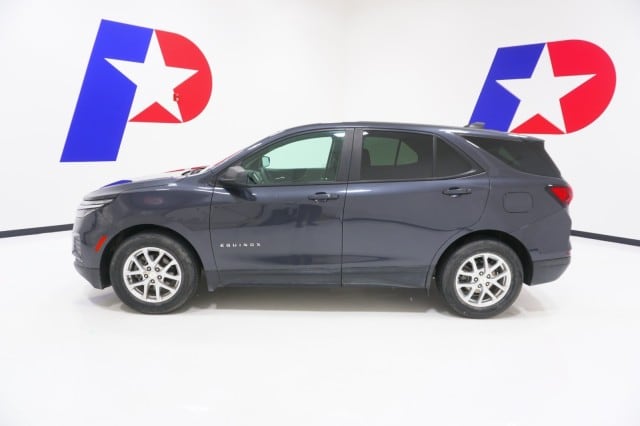 2022 Chevrolet Equinox LS - Photo 9