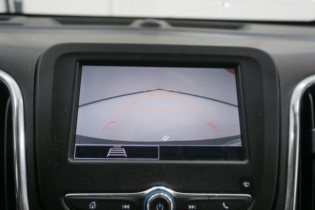 2022 Chevrolet Equinox LS - Photo 25