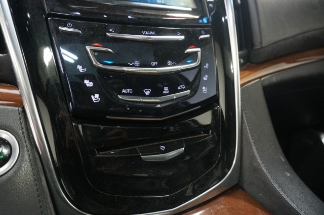 2018 Cadillac Escalade ESV Luxury - Photo 36