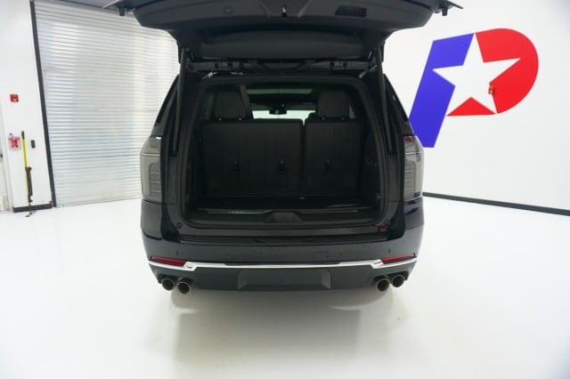2026 Chevrolet Tahoe Premier - Photo 10