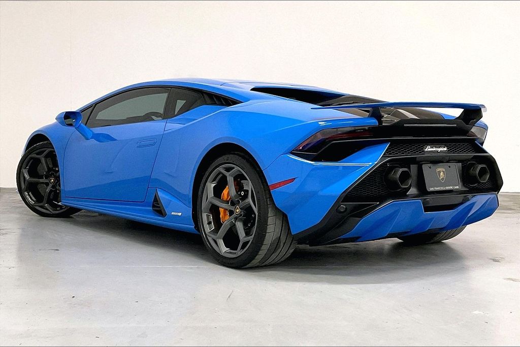 2023 Lamborghini Huracan Tecnica Base photo 5