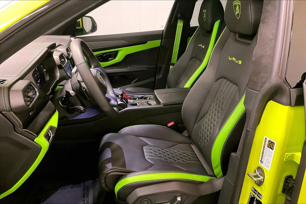 2024 Lamborghini Urus S - Photo 8