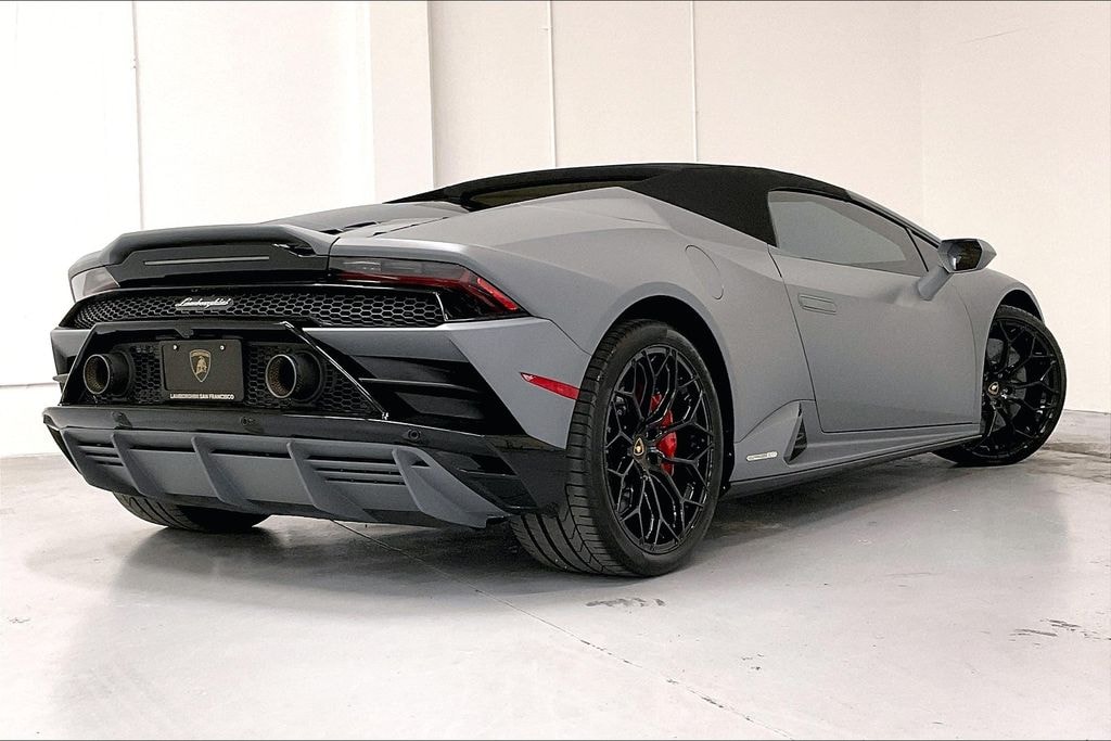 Used 2022 Lamborghini Huracan EVO Base Convertible