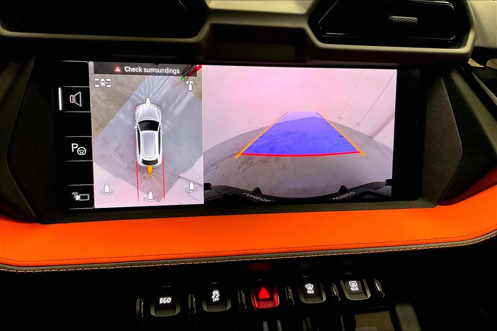 2025 Lamborghini Urus SE - Photo 28