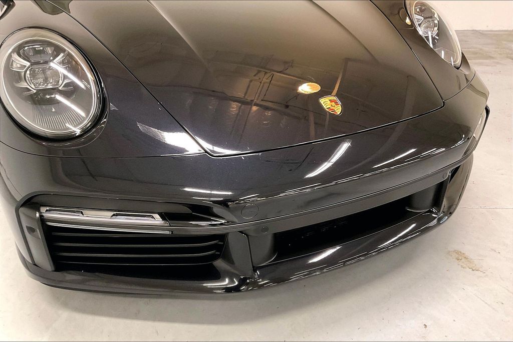 2021 Porsche 911 Turbo S - Photo 31