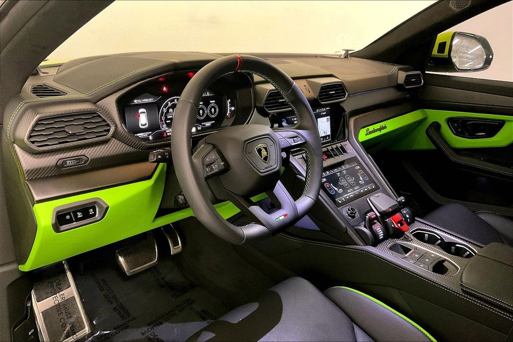2024 Lamborghini Urus S - Photo 7