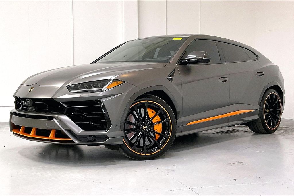 2022 Lamborghini Urus Graphite Capsule photo 2