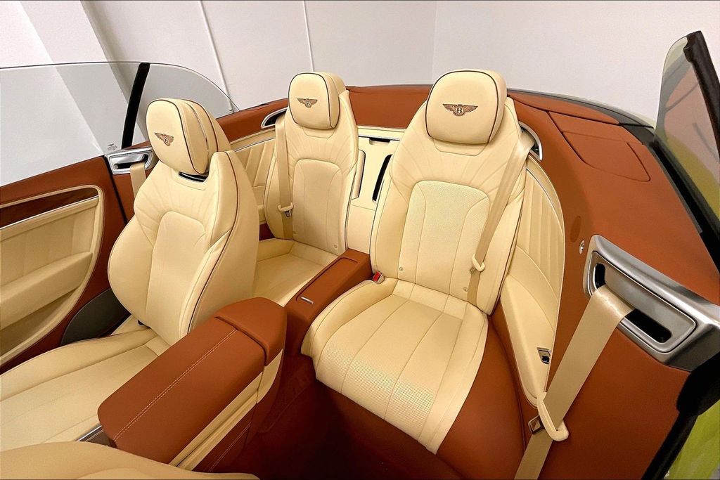 2024 Bentley Continental GTC Base - Photo 27