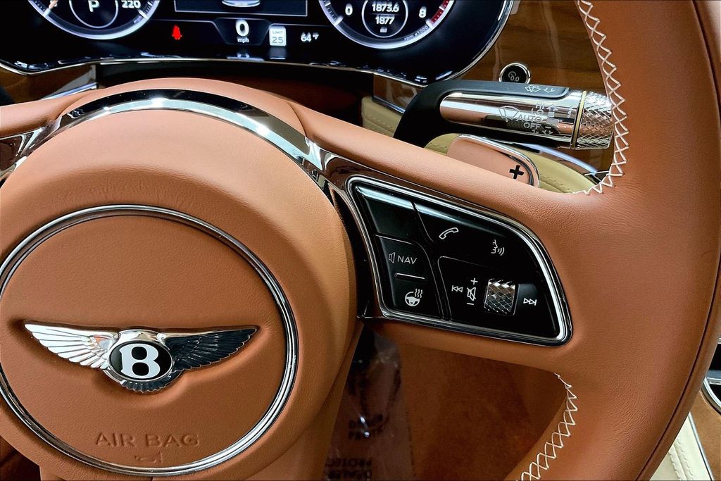 2024 Bentley Continental GTC Base - Photo 24