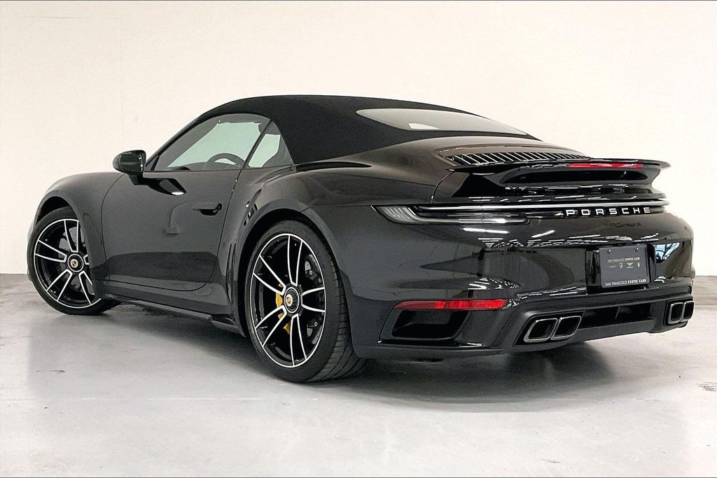 2021 Porsche 911 Turbo S - Photo 6