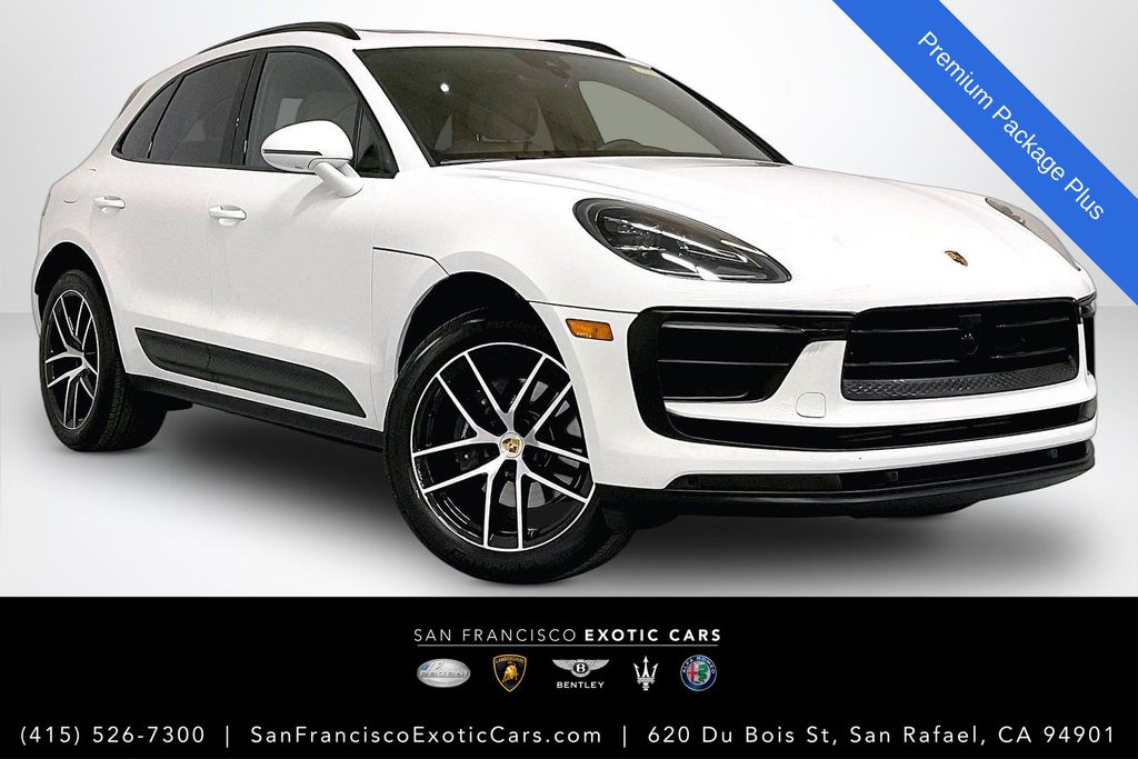 2025 Porsche Macan -'s photo