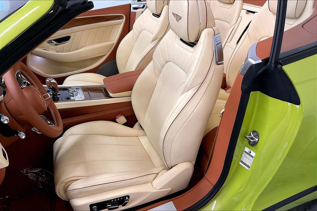 2024 Bentley Continental GTC Base - Photo 8