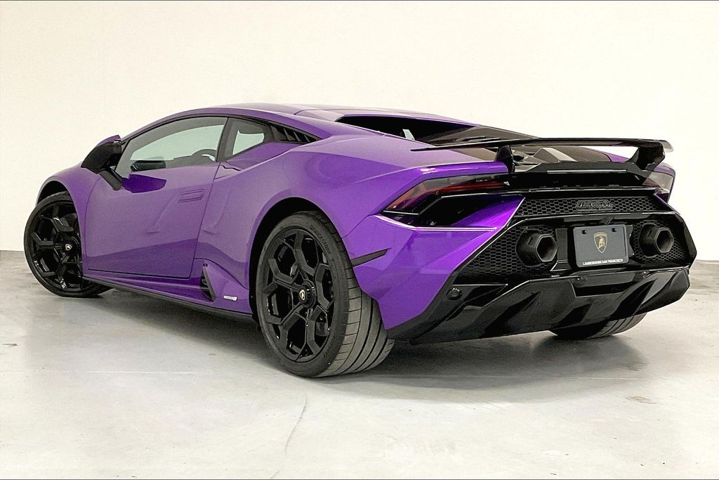 2024 Lamborghini Huracan Tecnica Base photo 5