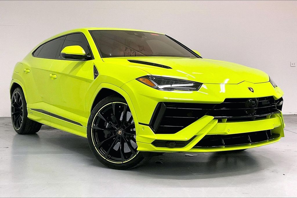 2024 Lamborghini Urus S - Photo 37