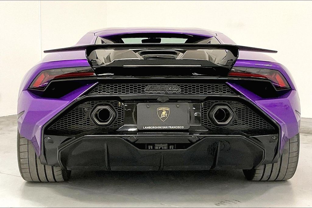 2024 Lamborghini Huracan Tecnica Base photo 4