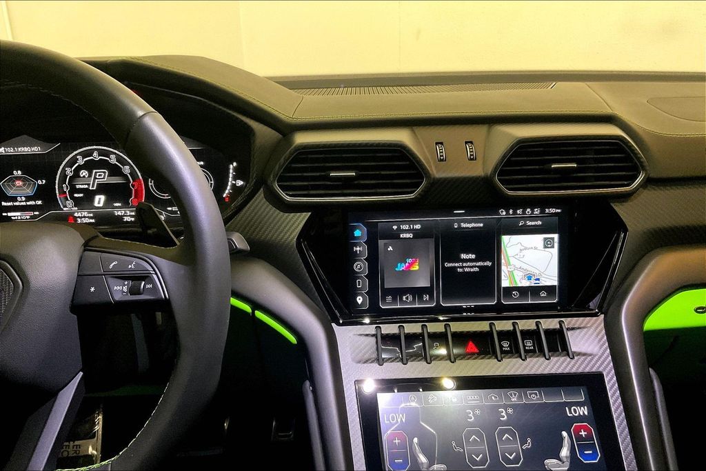 2024 Lamborghini Urus S - Photo 11