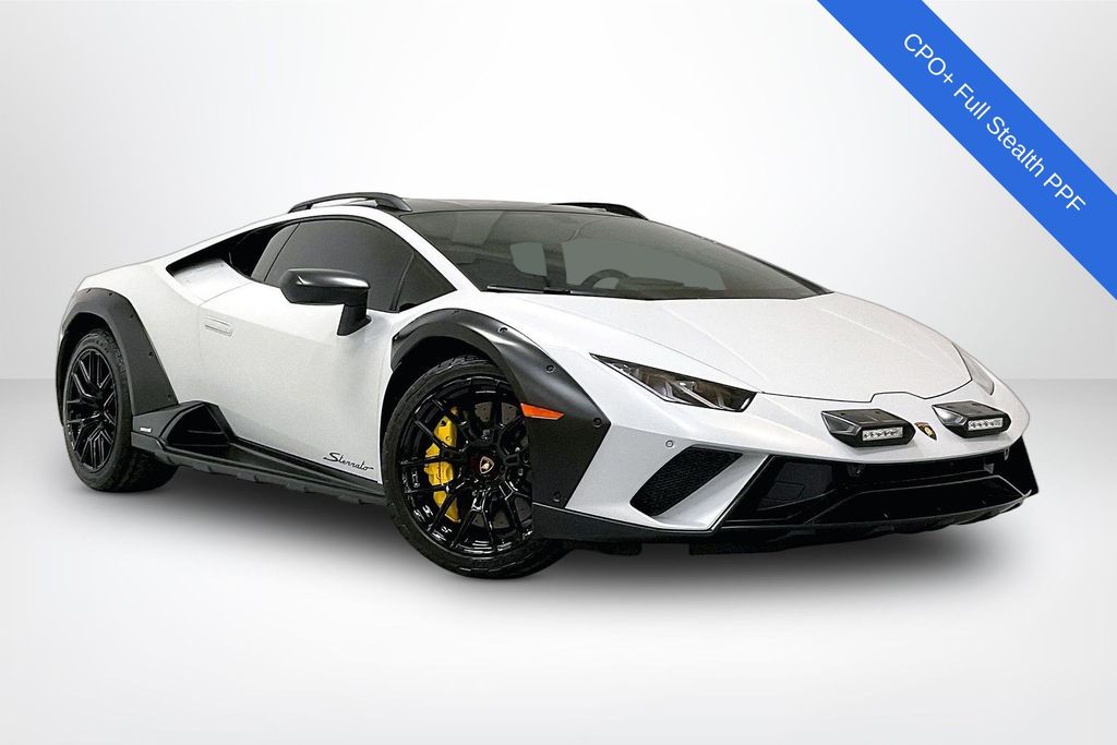 2023 Lamborghini Huracan Sterrato's photo