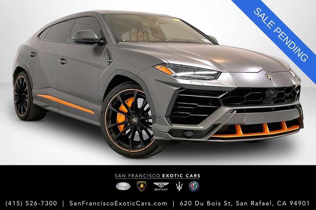 2022 Lamborghini Urus 4.0 V8 Graphite Capsule's photo