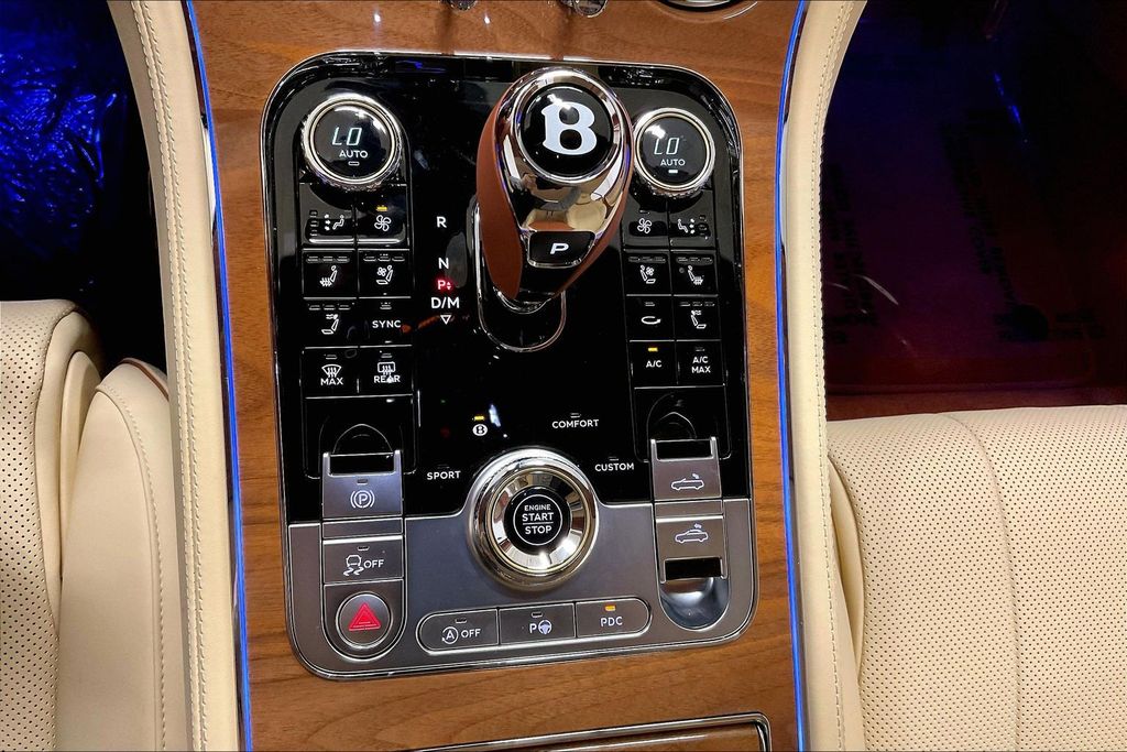 2024 Bentley Continental GTC Base - Photo 12