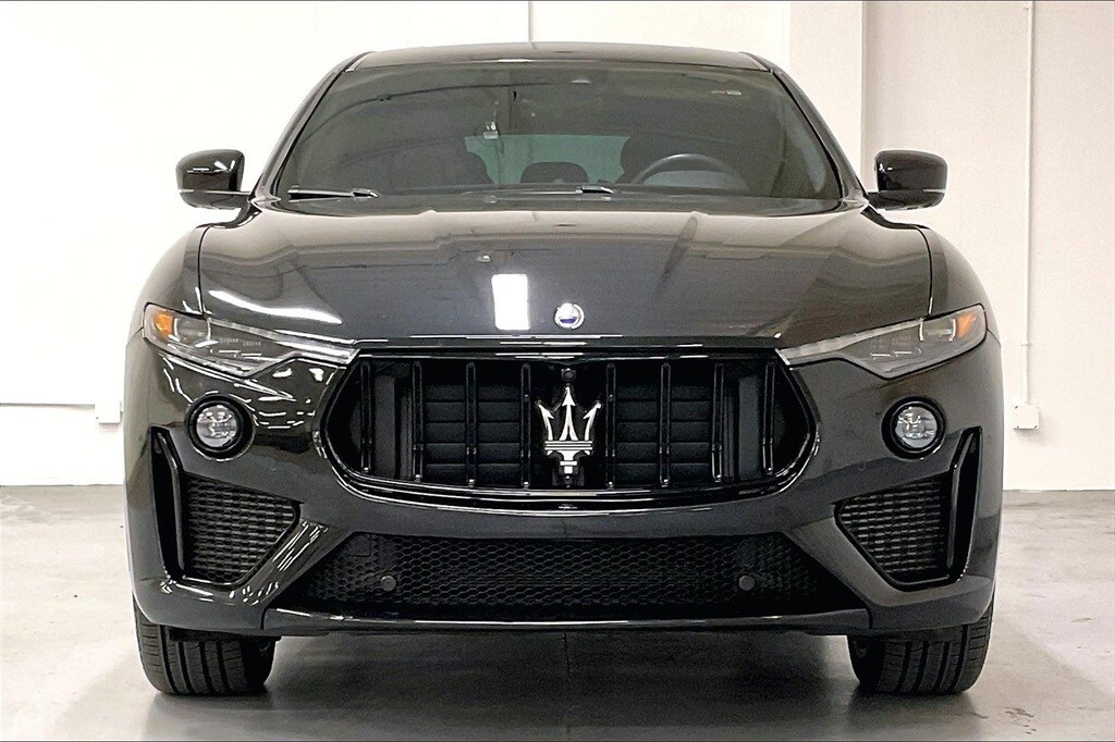2021 Maserati Levante GTS photo 2