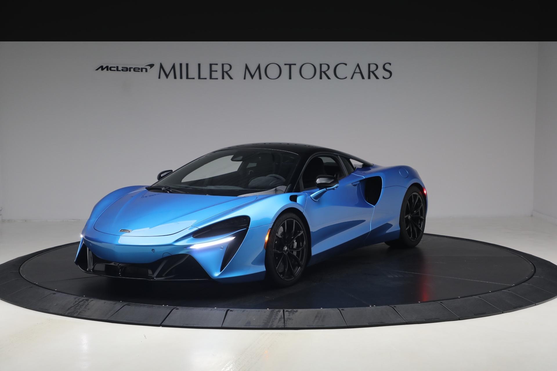 2024 McLaren Artura