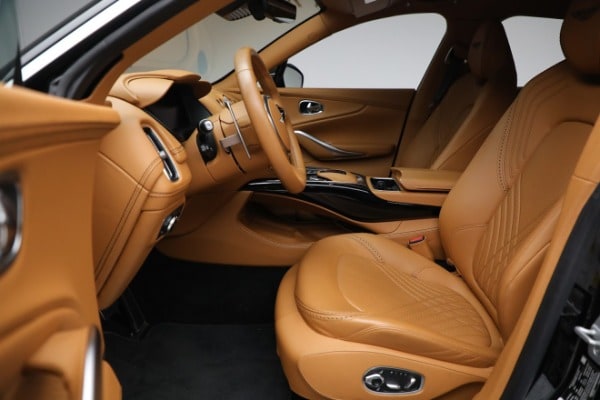2021 Aston Martin DBX Base - Photo 14