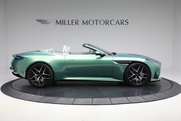 2025 Aston Martin DB12 Base - Photo 9