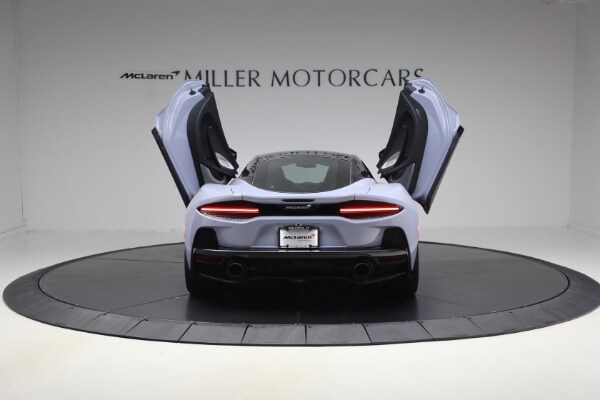 2022 McLaren GT Base - Photo 17