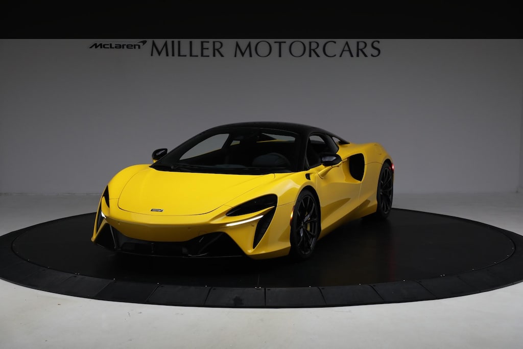 Used 2024 McLaren Artura Coupe