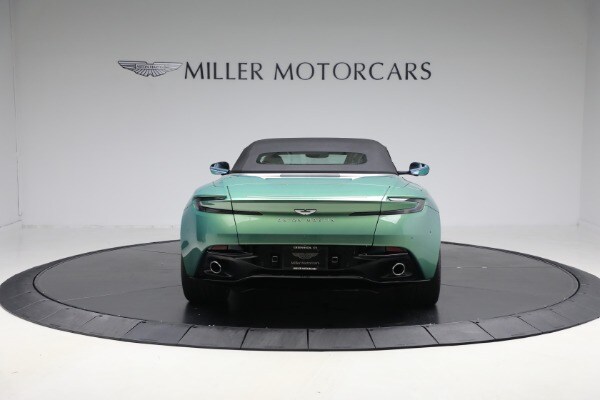 2025 Aston Martin DB12 Base - Photo 18