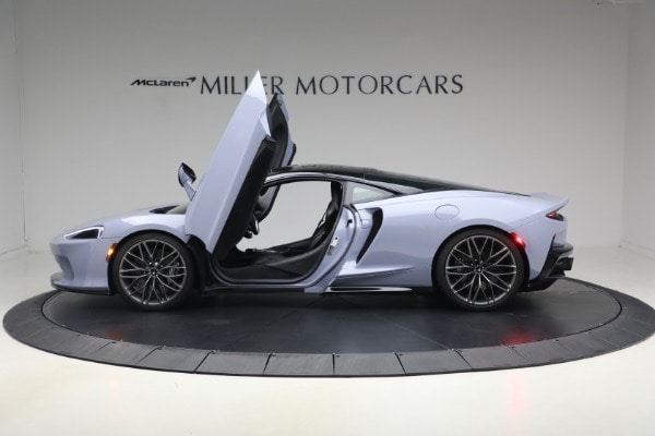 2022 McLaren GT Base - Photo 15