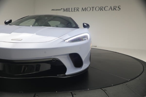 2022 McLaren GT Base - Photo 32