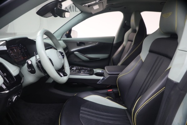 2025 Aston Martin DBX 707 - Photo 15
