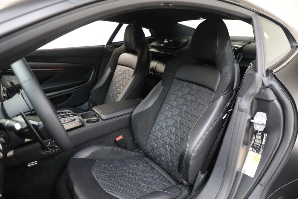 2025 Aston Martin Vanquish Base - Photo 23