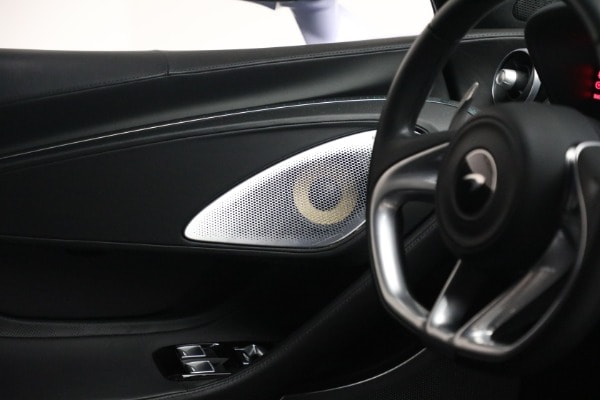 2022 McLaren GT Base - Photo 27