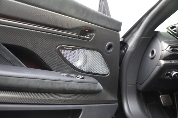 2025 Aston Martin Vanquish Base - Photo 31